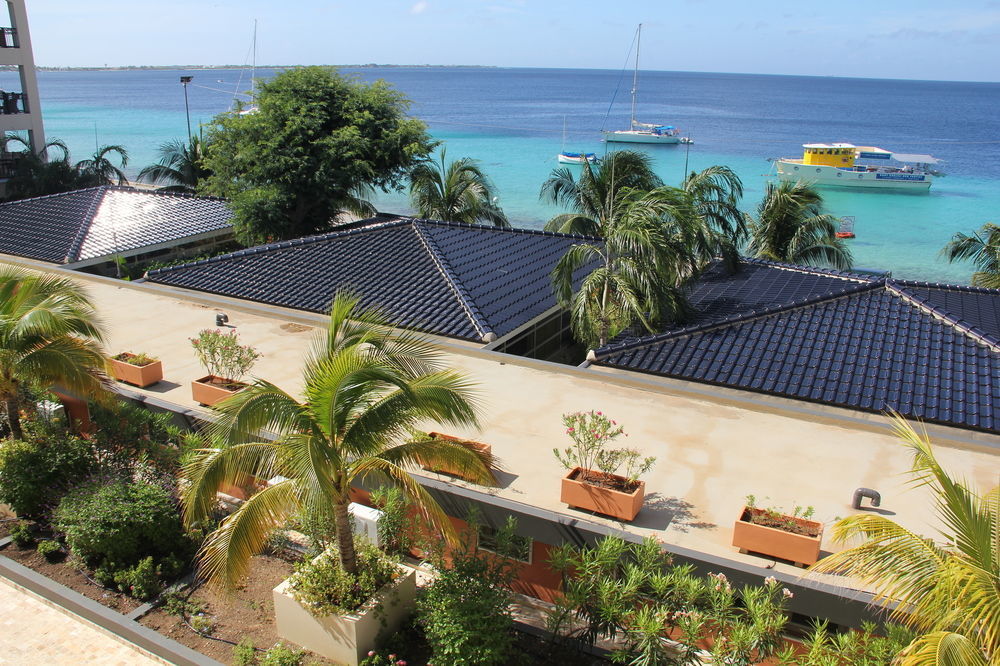 Bonaire Seaside Apartments Extérieur photo